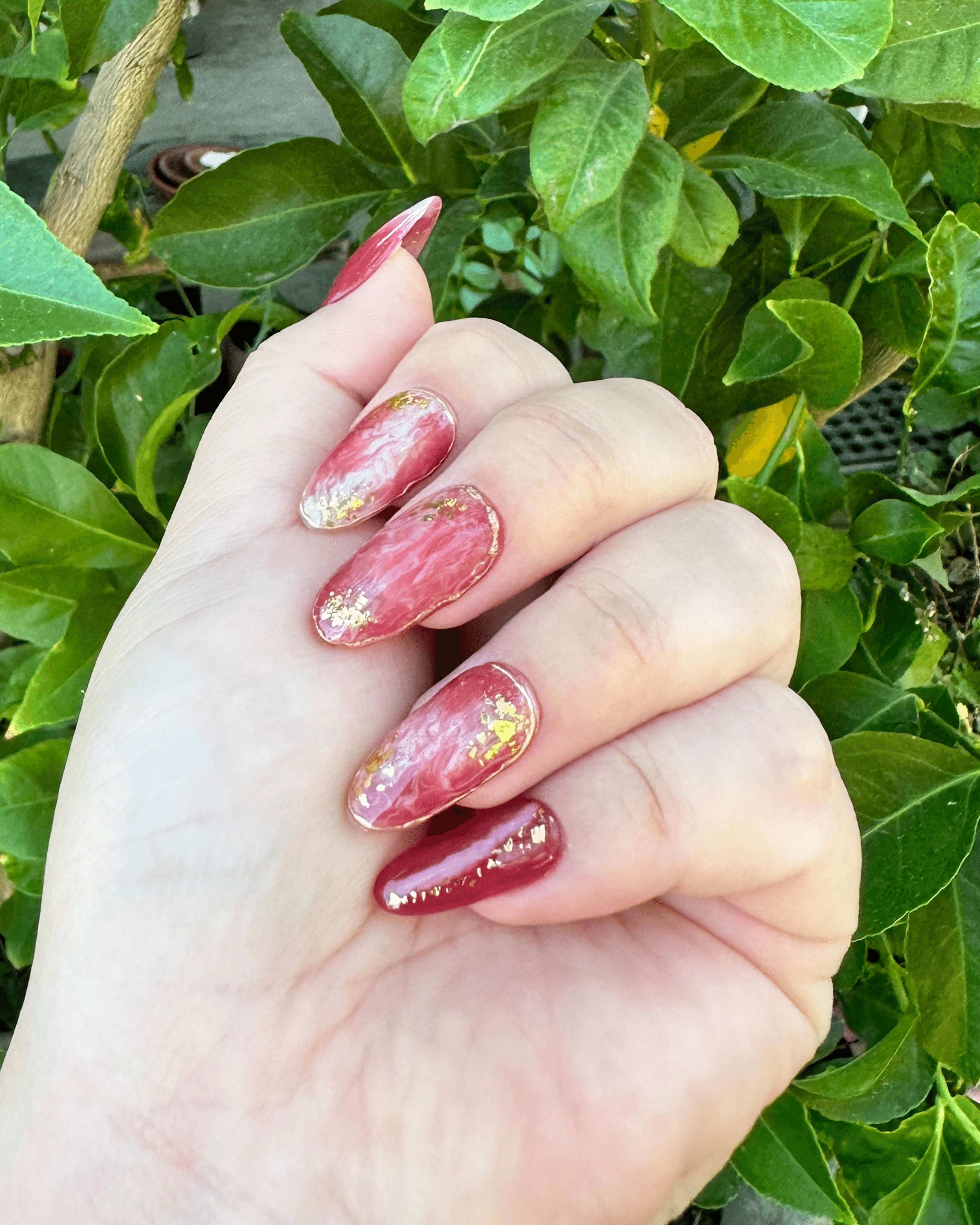 Gold Flake Red Marble Luxury Press-On Nails – Bella Luna Nails