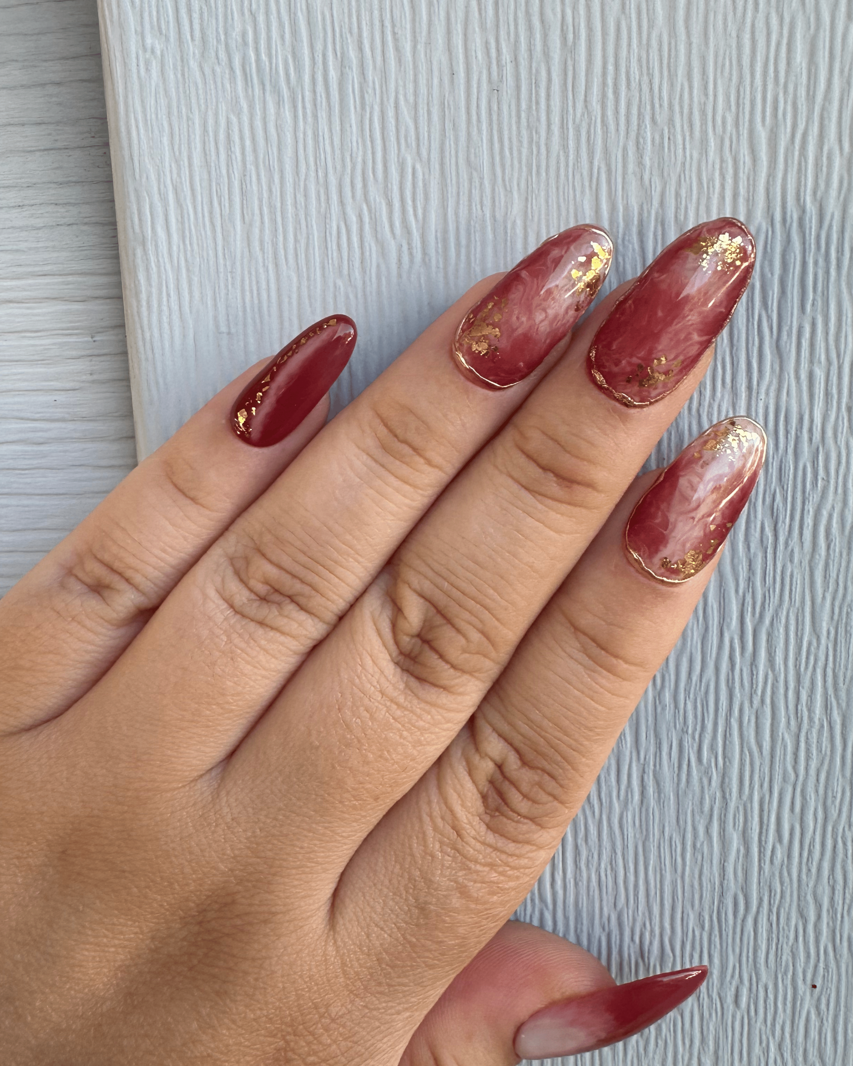 Red and Gold Press on Nails Gold Flakes Simple Elegant Valentines Design  Set of 10 Custom Heart False Nails Fake Nails - Etsy